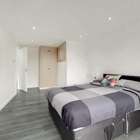 Lovely 4 Bed Apartment Perfect For Families! London Exterior foto