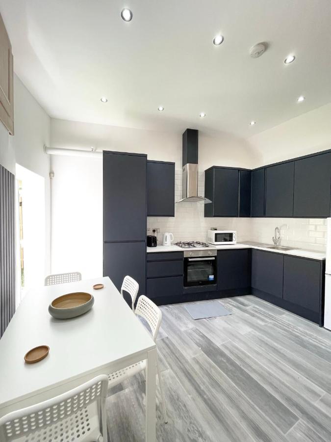 Lovely 4 Bed Apartment Perfect For Families! London Exterior foto